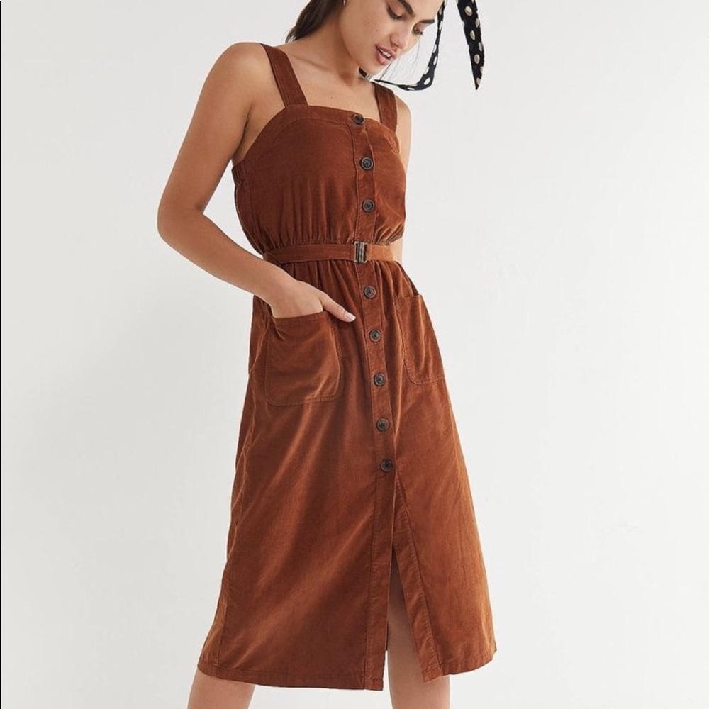 URBAN OUTFITTERS Cordelia Corduroy Midi Dress